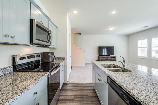 Building Photo - AVAILABLE NOW - Spacious 3-Bedroom Home in Monticello Park – 2 Living Areas, Granite Counters & L...