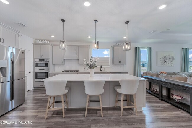 Building Photo - 212 Ethereal Sq