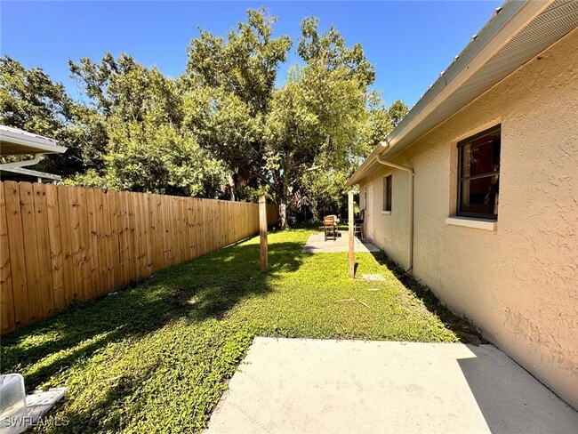 Building Photo - 16363 Teresa Ln