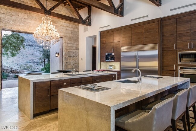 Building Photo - 5 Promontory Pointe Ln