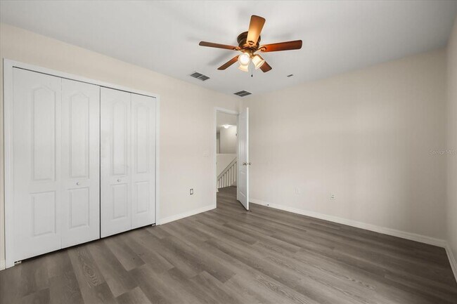 Building Photo - 628 Henley Cir