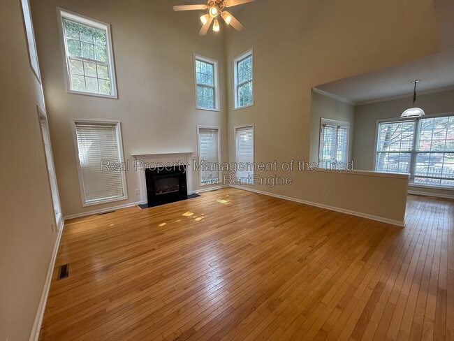 Building Photo - 5101 Ivystone Ln