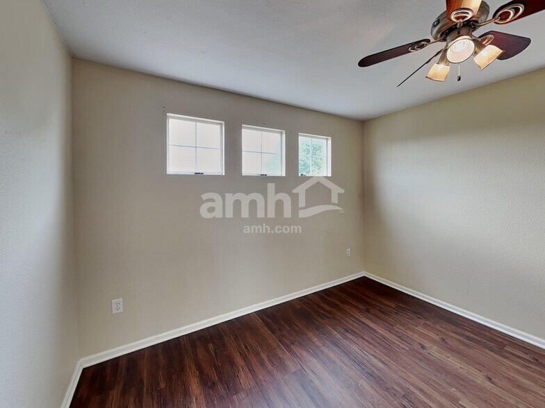 Building Photo - 4960 S Malaya Way