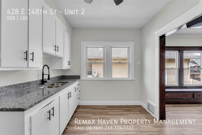 Building Photo - 428 E 148th St