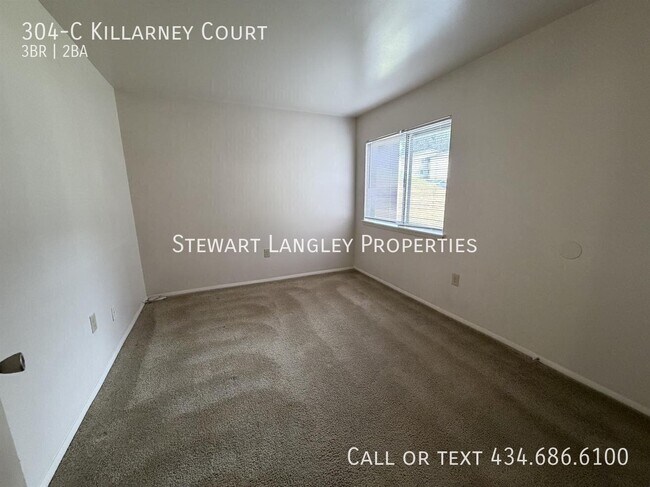 Building Photo - 304-C Killarney Court-