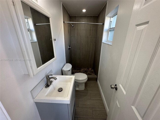 Building Photo - 214 S 57th Ave