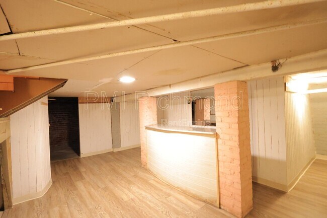 Building Photo - 2721 Garland Ave