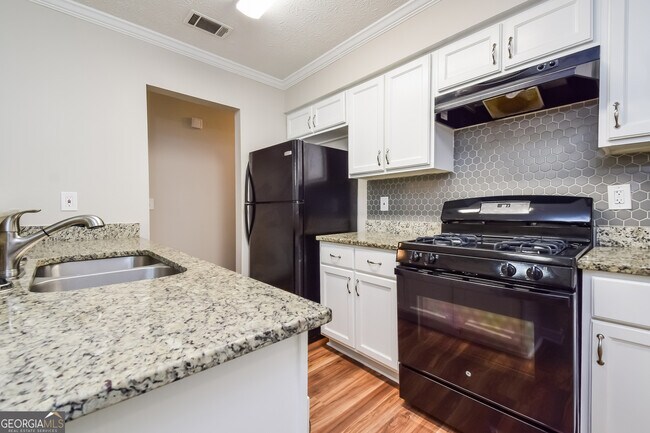 Building Photo - 1006 Timbervale Ln
