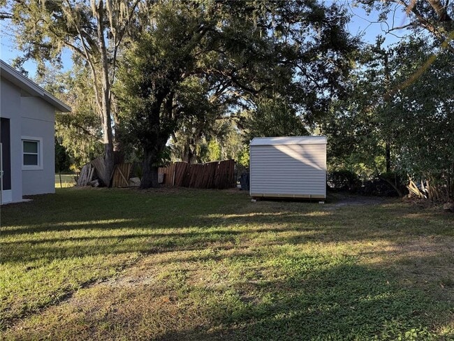 Building Photo - 14 S Forest St