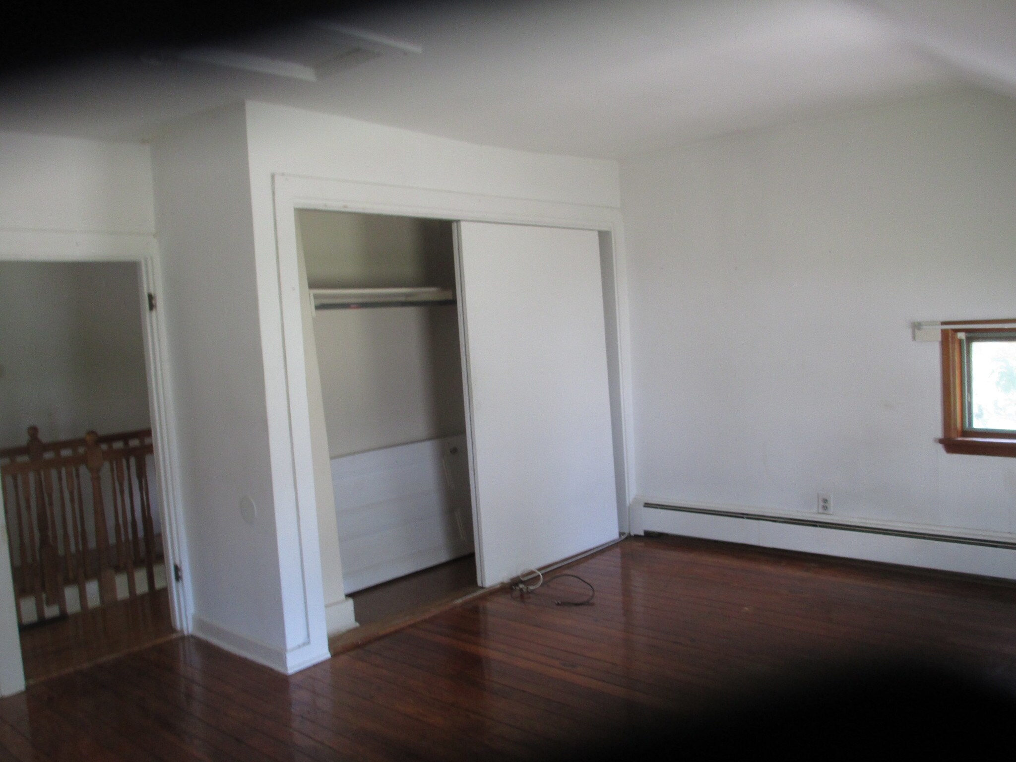 Building Photo - 190 S Middletown Rd