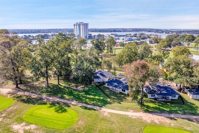 Building Photo - 3539 Balboa Cir