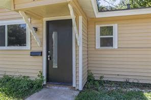 Building Photo - 4736 Dorsey St