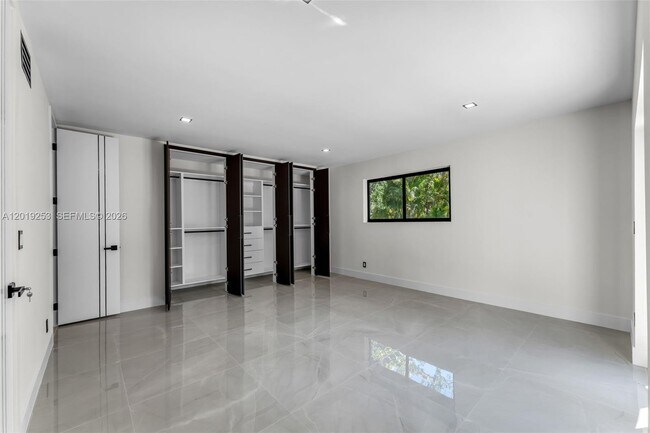 Building Photo - 7920 SW 132nd St