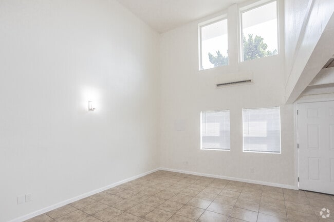 Interior Photo - 16141 Eucalyptus Ave