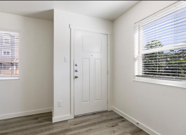 Building Photo - 21155 Gosling Rd