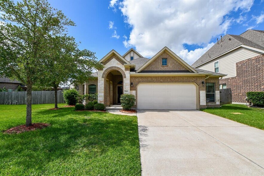 Primary Photo - 27403 Bentridge Park Ln