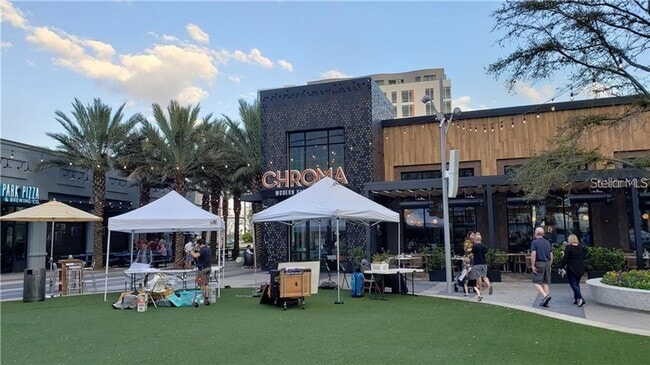 Building Photo - *Unfurnished* Beautiful 1/1 Spacious Garage Apartment in the Exclusive Laureate Park - Orlando!