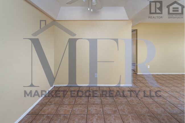 Building Photo - 2Bed/2Bath Home at Alma School/Southern! $...