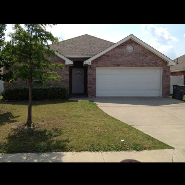 Building Photo - 3225 Light Pointe Dr