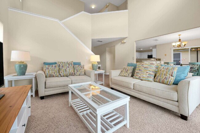 Building Photo - "Furnished 4-Bedroom Pool Home – Comfort and Style in Davenport"