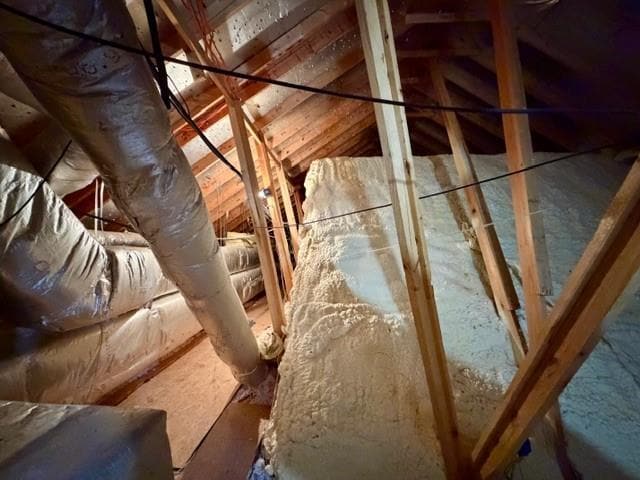 Building Photo - 218 River Oaks