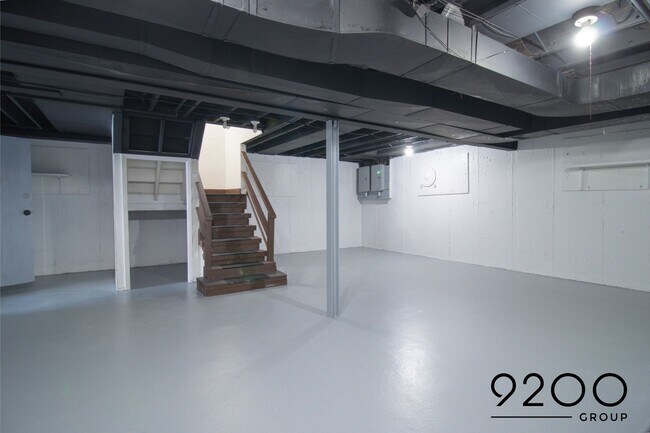 Building Photo - 7240 Balson Ave