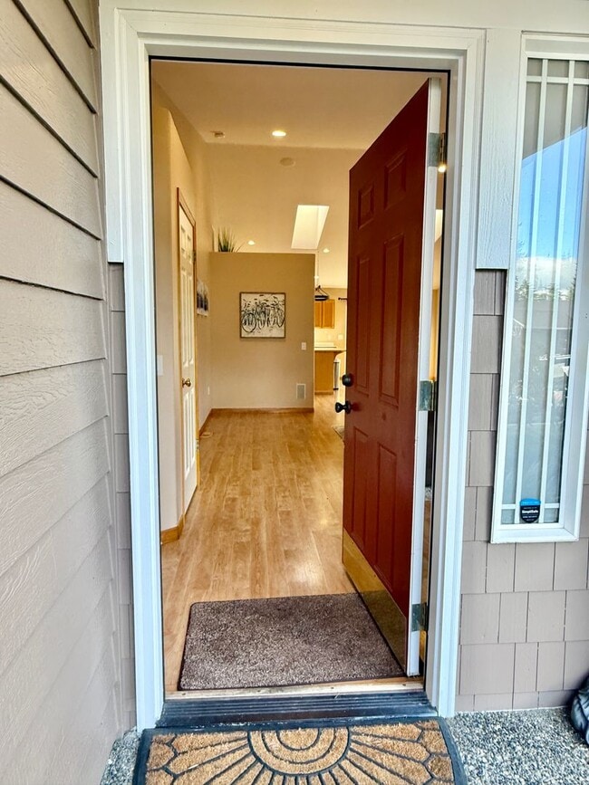 Building Photo - Immaculate Mill Creek Rambler | A/C • Cul-...