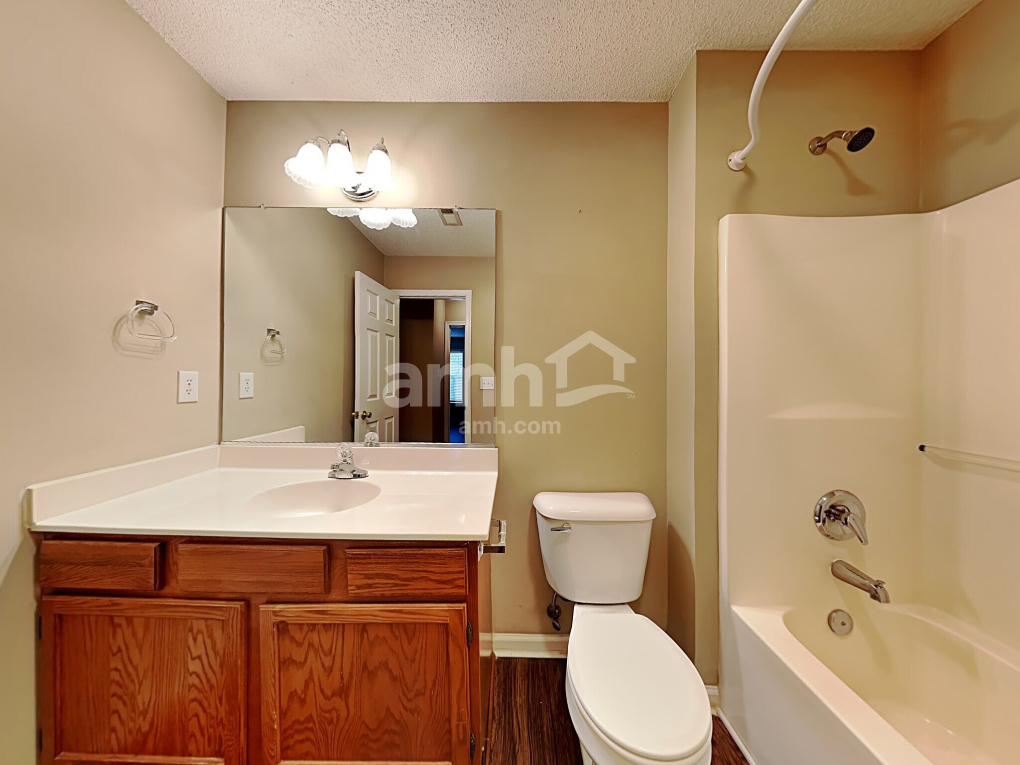 Building Photo - 1732 Ammons Dr