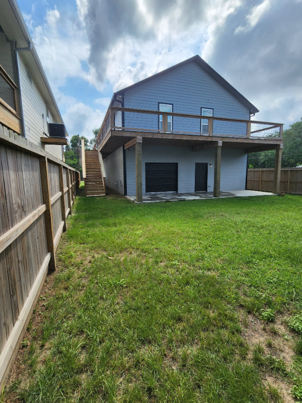 Building Photo - 3705 Oakview St