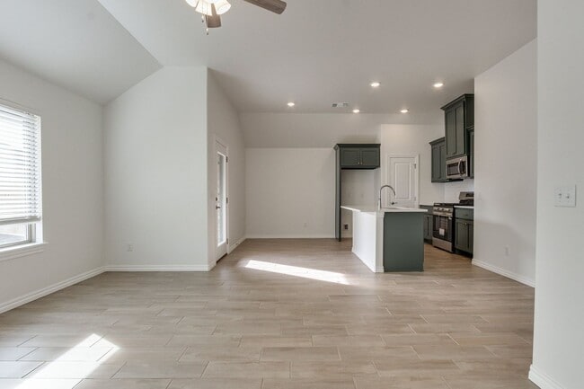 Building Photo - New construction in Britton Farms