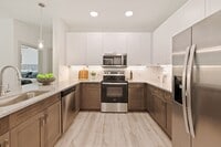 Building Photo - Don’t Miss Out | 6 Weeks Free + Prime Loca...