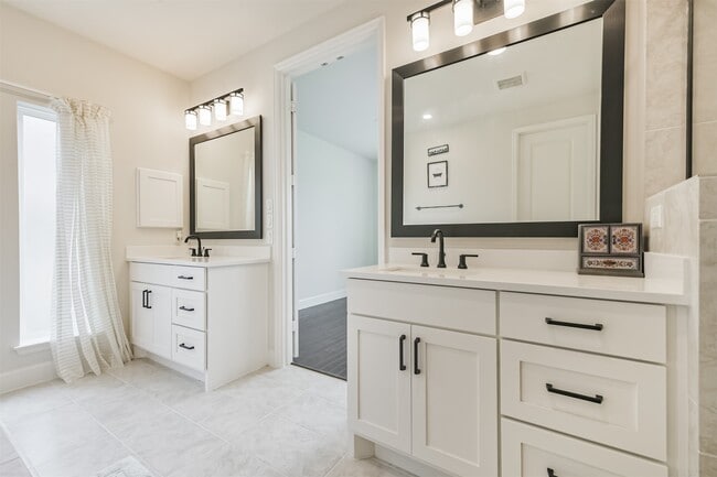 Building Photo - 19319 Wild Sabino Wy