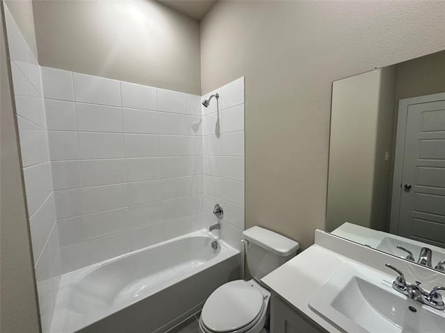 Building Photo - 514 Travine Dr