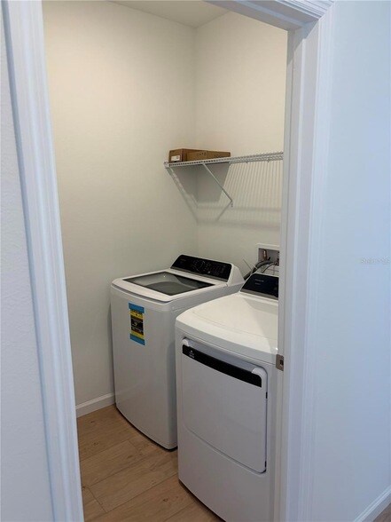 Building Photo - 4377 Vibernum Ave