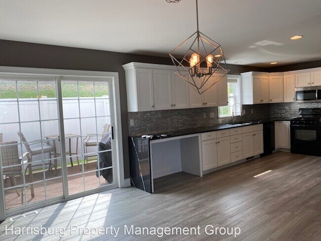 Building Photo - 3 br, 2.5 bath House - 782 Winding Ln