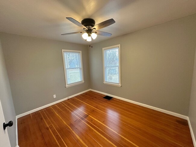 Building Photo - 858 Clay St