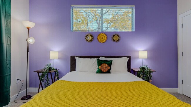 Building Photo - 545 Bedford St