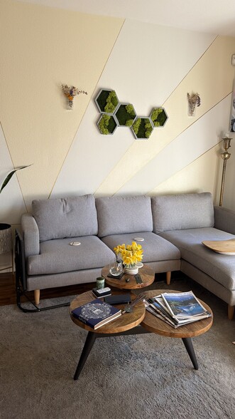 Building Photo - 1596 Tucker St