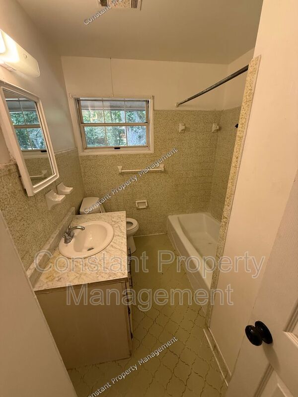 Building Photo - 3371 Adkins Ave