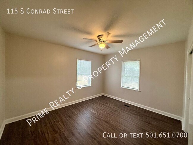Building Photo - 115 S Conrad St