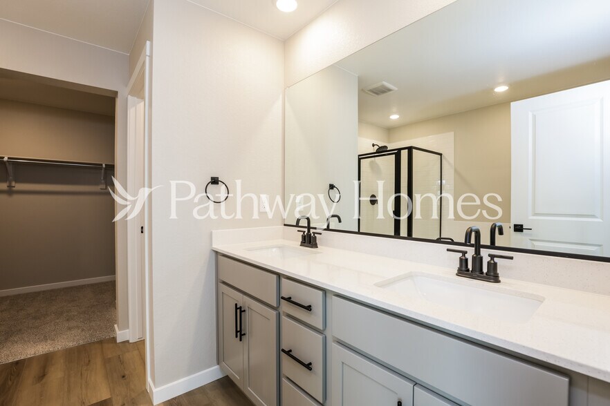 Building Photo - 17882 E 94th Pl