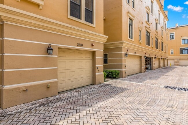 Building Photo - 2228 Soho Bay Ct