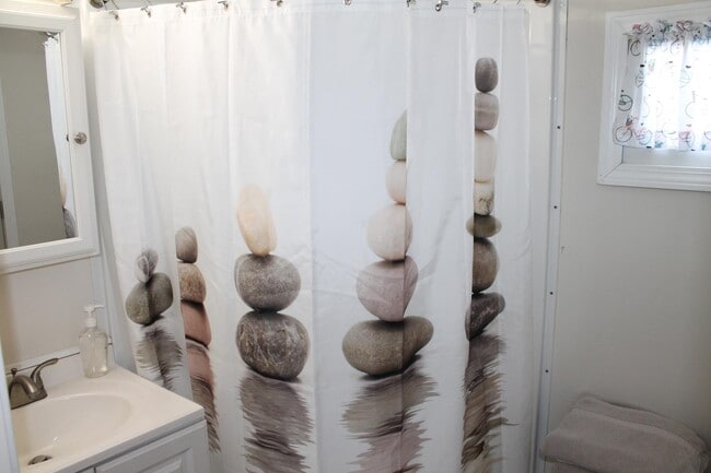 Building Photo - 192 Manchester St