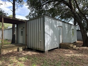 Building Photo - 2318 Manvel Rd