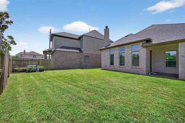 Building Photo - 4947 Thunder Creek Ln