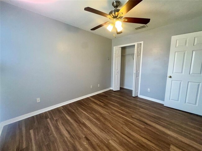 Building Photo - 533 Cresting Oak Cir