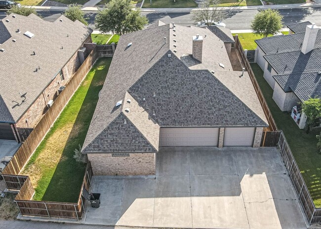 Building Photo - 4304 Saltillo Ct