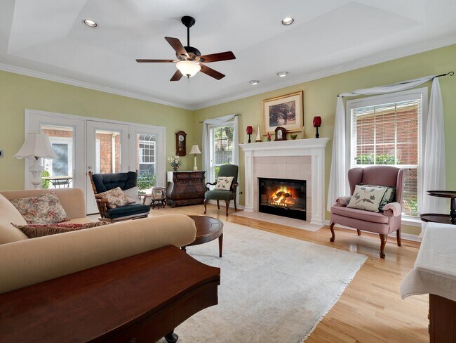 Building Photo - 4012 Dutchess Ct