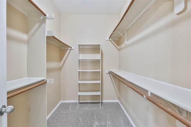 Building Photo - 3410 Afton Forest Ln