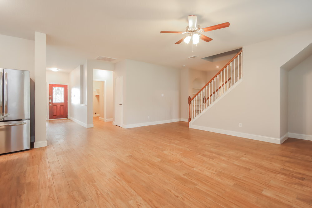 Building Photo - 553 Small Cedar Dr